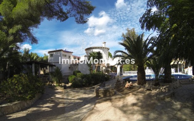 Resale - Villa - Denia - Denia Centro