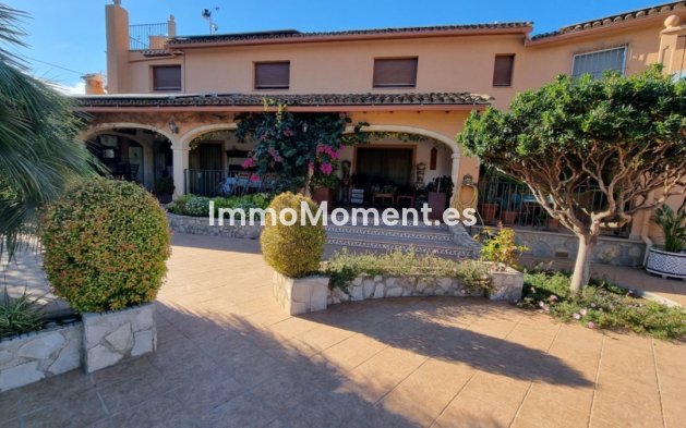 Revente - Villa - Pedreguer - Pedreguer Centro