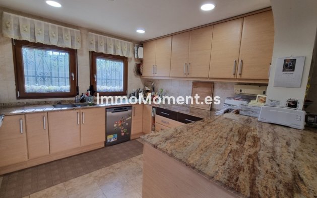 Revente - Villa - Pedreguer - Pedreguer Centro