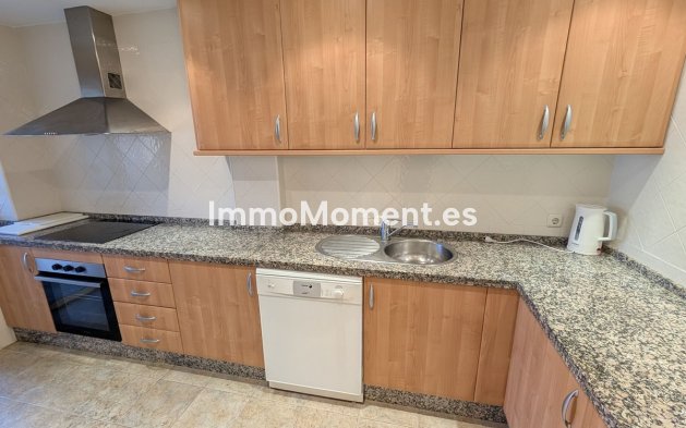 Resale - Apartment - Marbella - Elviria