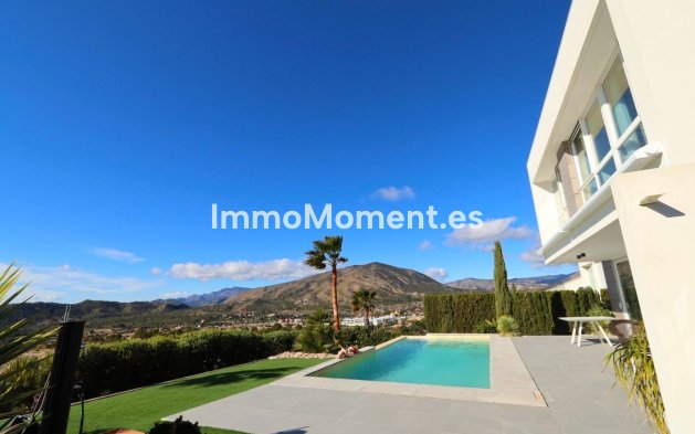 Resale - Villa - Finestrat
