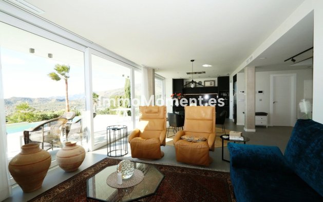 Resale - Villa - Finestrat