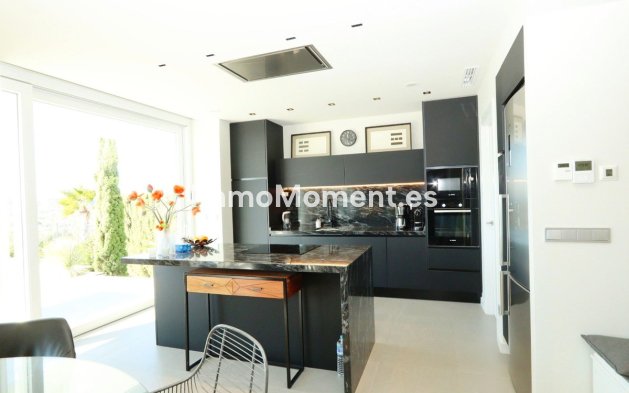 Resale - Villa - Finestrat