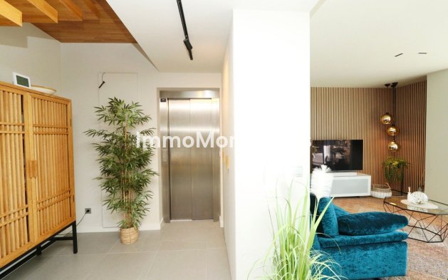 Resale - Villa - Finestrat