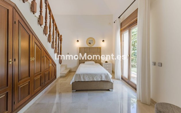 Revente - Villa - Marbella - Nueva Andalucía