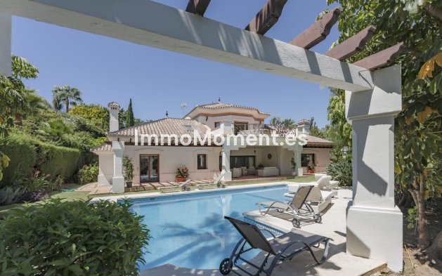 Revente - Villa - Marbella - Nueva Andalucía