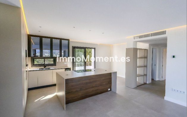 Wiederverkauf - Wohnung - Marbella - Nueva Andalucía