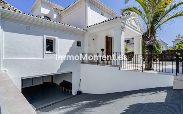 Revente - Villa - Marbella - Nueva Andalucía