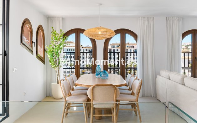 Resale - Apartment - Manilva - La Duquesa