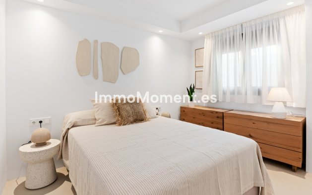 Resale - Apartment - Manilva - La Duquesa