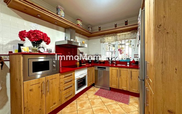 Wiederverkauf - Reihenhaus - Estepona  - Estepona Centro