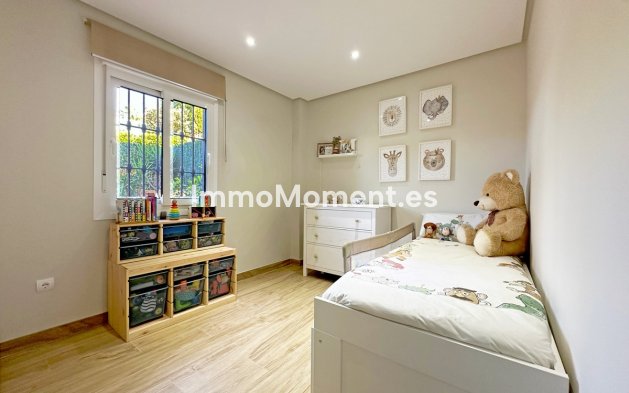 Reventa - Apartamento - Estepona  - Estepona Centro