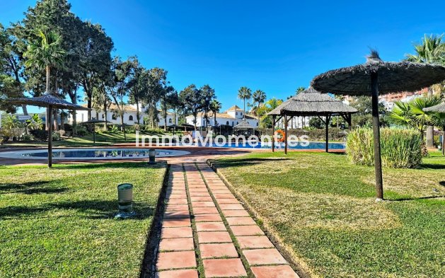 Revente - Appartement - Manilva - La Duquesa