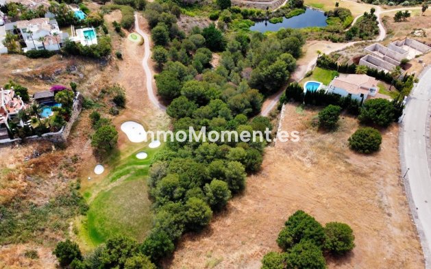 Resale - Land - Estepona - Selwo