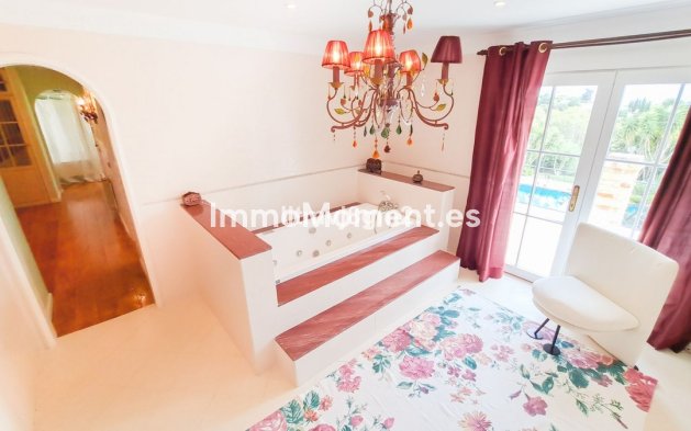 Wiederverkauf - Villa - Benahavís - Benahavís Centro