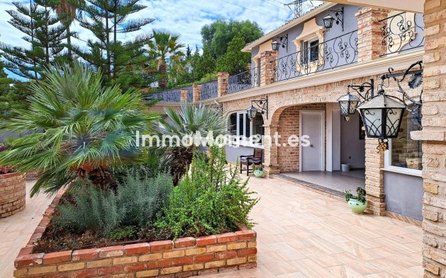 Wiederverkauf - Villa - Benahavís - Benahavís Centro