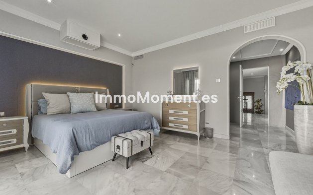 Resale - Villa - Marbella - Guadalmina Alta