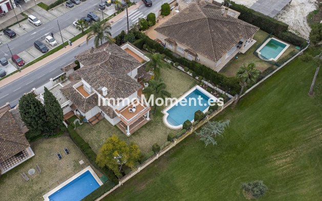 Resale - Villa - Marbella - Guadalmina Alta