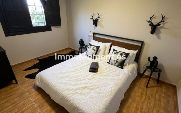 Resale - Villa - Elche - Torrellano