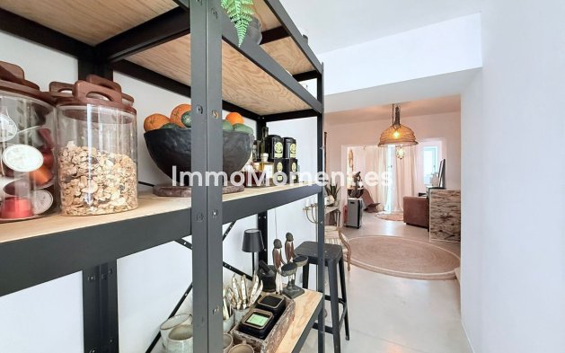 Bestaande woning - Geschakelde woning - Binnenland  - Coín