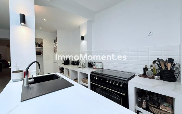 Bestaande woning - Geschakelde woning - Binnenland  - Coín