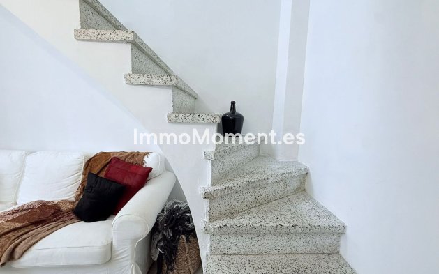 Bestaande woning - Geschakelde woning - Binnenland  - Coín