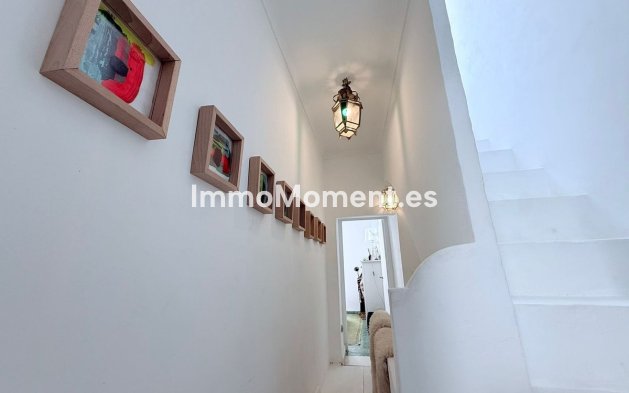 Bestaande woning - Geschakelde woning - Binnenland  - Coín