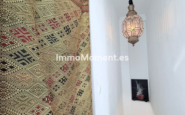 Bestaande woning - Geschakelde woning - Binnenland  - Coín