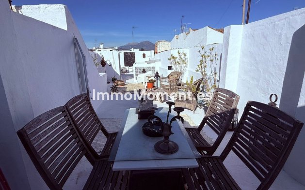 Bestaande woning - Geschakelde woning - Binnenland  - Coín