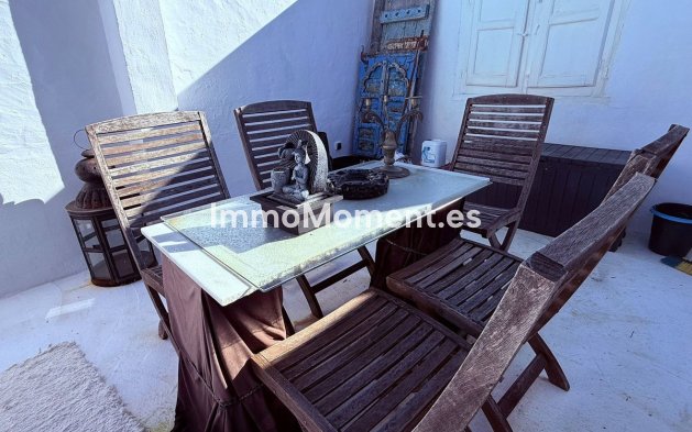 Bestaande woning - Geschakelde woning - Binnenland  - Coín