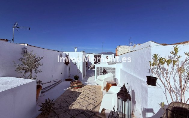 Bestaande woning - Geschakelde woning - Binnenland  - Coín