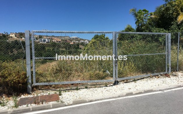 Wiederverkauf - Land - Estepona  - New Golden Mile