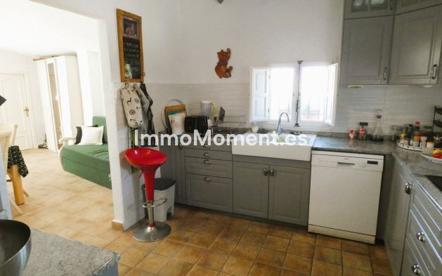 Wiederverkauf - Landhaus - Dolores - Dolores Centro