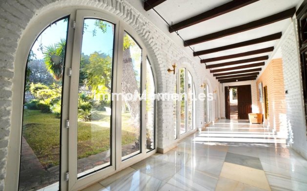 Revente - Villa - Benalmadena - Benalmadena Pueblo