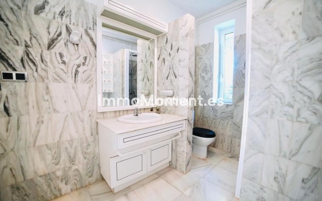 Revente - Villa - Benalmadena - Benalmadena Pueblo