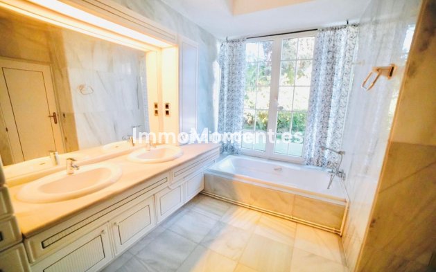 Revente - Villa - Benalmadena - Benalmadena Pueblo