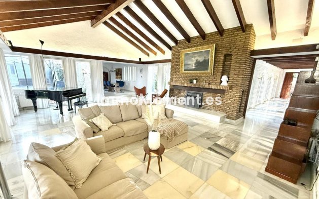 Revente - Villa - Benalmadena - Benalmadena Pueblo