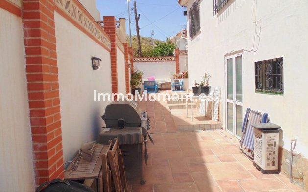 Resale - Villa - Benalmadena - Benalmadena Centro