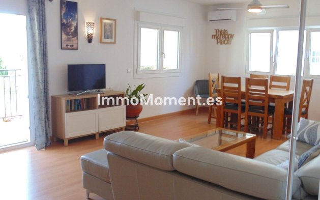 Resale - Villa - Benalmadena - Benalmadena Centro