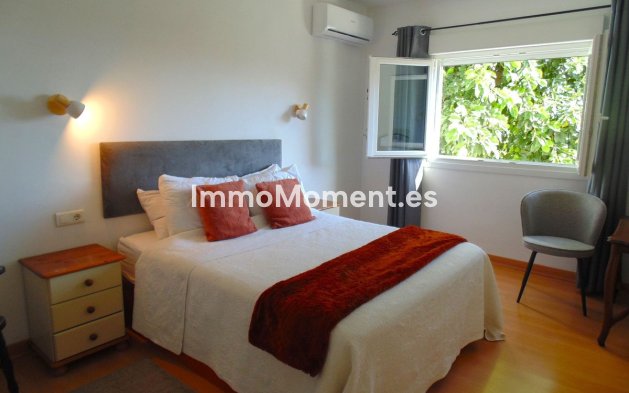 Resale - Villa - Benalmadena - Benalmadena Centro