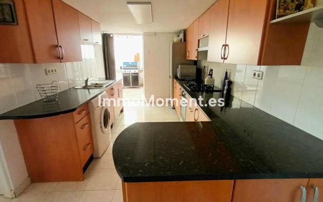 Resale - Villa - Benalmadena - Benalmadena Centro