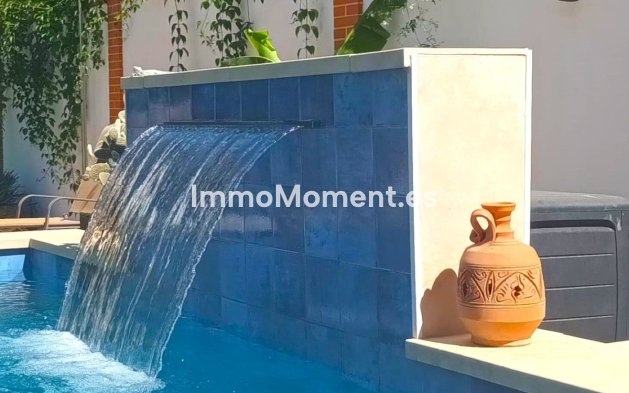 Resale - Villa - Benalmadena - Benalmadena Centro