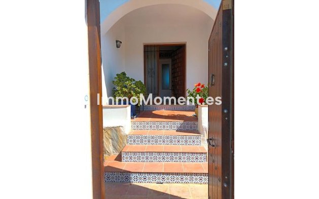 Resale - Villa - Benalmadena - Benalmadena Centro