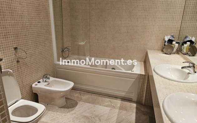 Resale - Apartment - Benalmadena - Torrequebrada