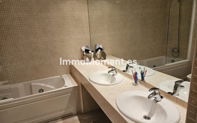 Resale - Apartment - Benalmadena - Torrequebrada