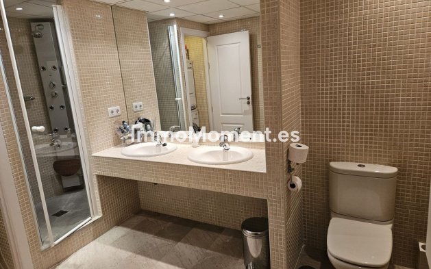 Resale - Apartment - Benalmadena - Torrequebrada