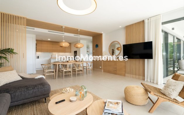 Resale - Apartment - Benahavís - Benahavís Centro