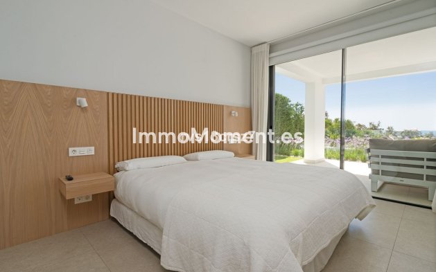Resale - Apartment - Benahavís - Benahavís Centro