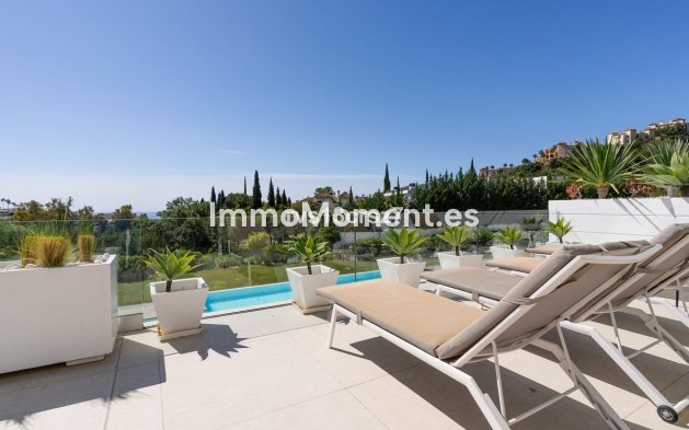 Resale - Apartment - Benahavís - Benahavís Centro