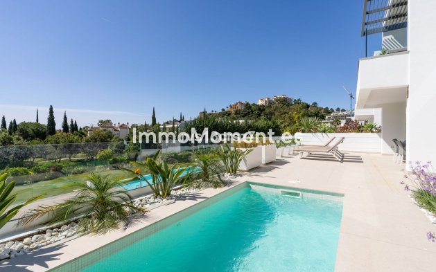 Resale - Apartment - Benahavís - Benahavís Centro